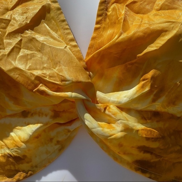 💋NWT House Of Harlow x Sophia Richie Golden Tie Dye Short & Crop Top Set - Picture 6 of 16
